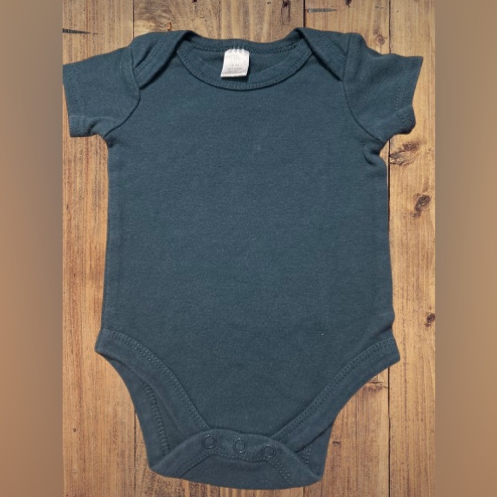 Baby Kiss Onesie in Teal Snap Button Closure 6-9 m